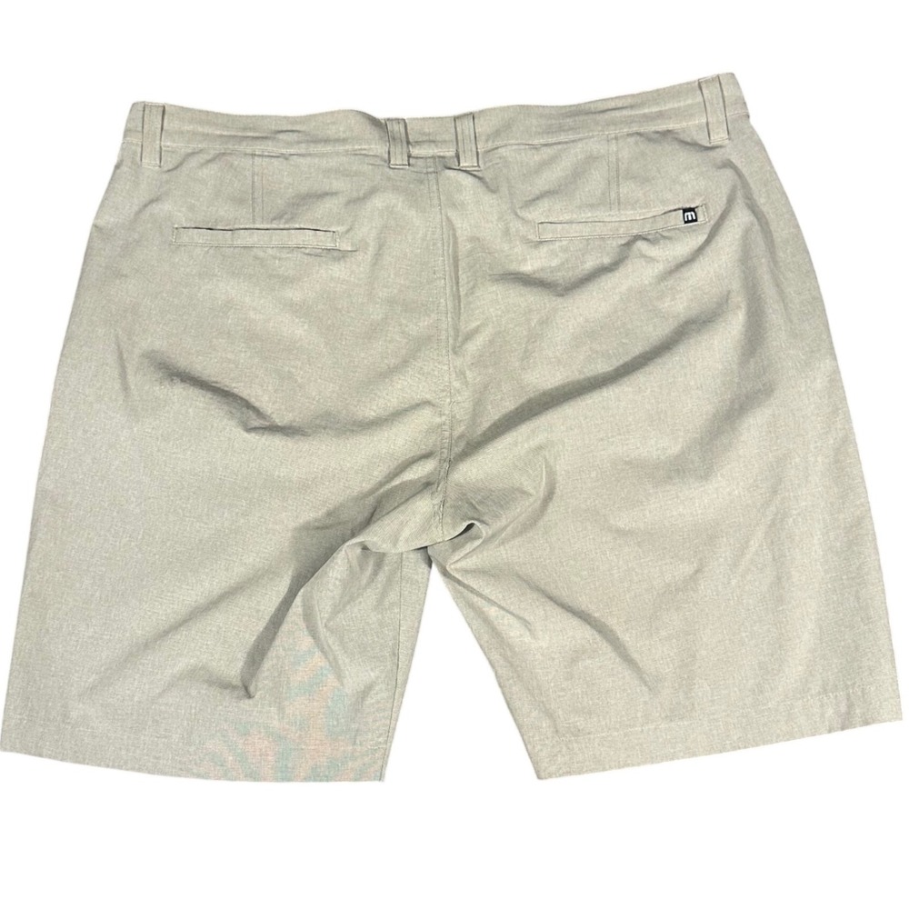 Travis Mathew Beck Golf Shorts Men's‎ Size 40 Tan Performance Stretch Casual - Picture 3 of 10